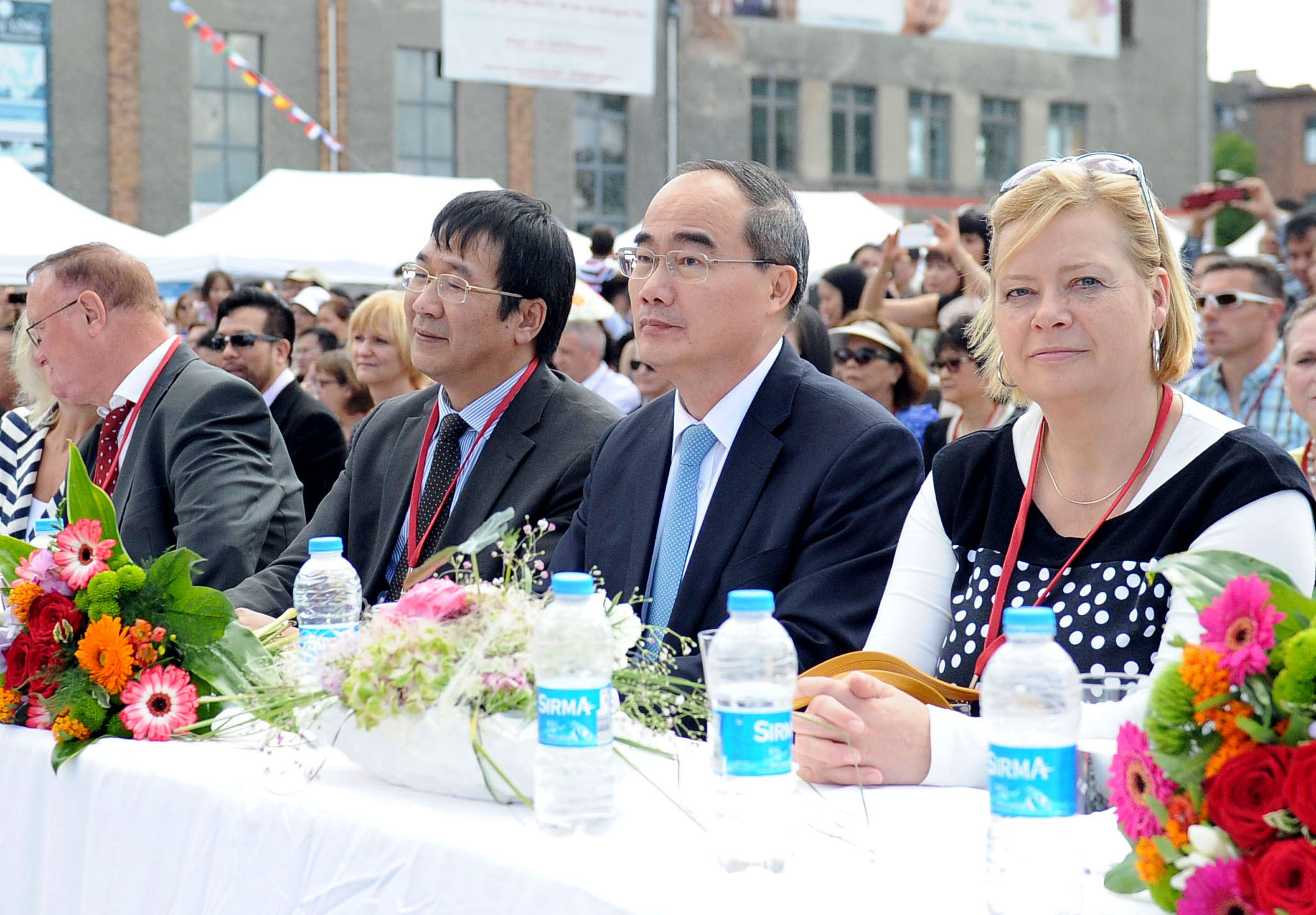 ประธานแนวร่วมปิตูภูมิเวียดนามเหงวียนเถี่ยนเญินเยือนเยอรมนี